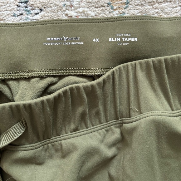 Old Navy Women's Size 4X Olive Green High Rise Slim Taper Pants Go Dry - Picture 4 of 6